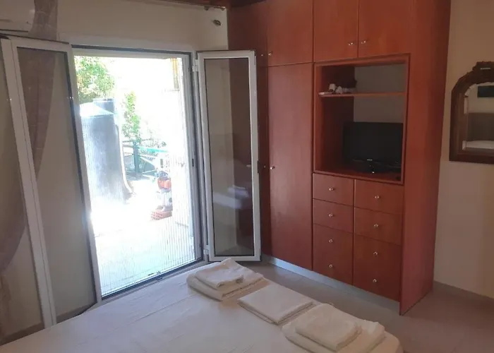 3-bedroom House With Loft In Corfu By μρs アギオス・ゲオルギオス