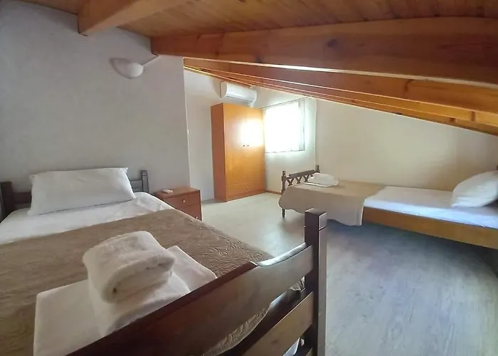3-bedroom House With Loft In Corfu By μρs * アギオス・ゲオルギオス