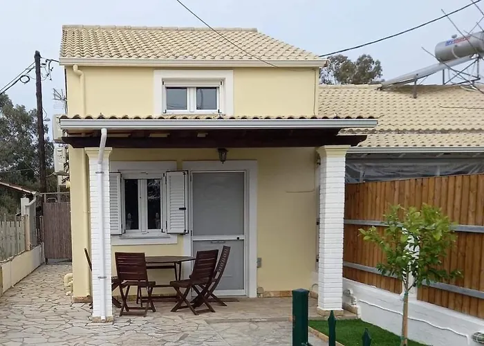 3-bedroom House With Loft In Corfu By μρs 圣乔治斯