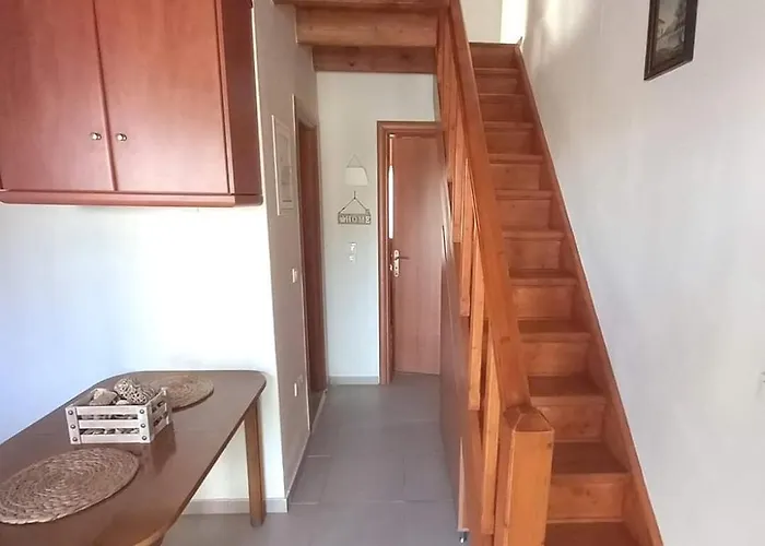 Lägenhet 3-bedroom House With Loft In Corfu By μρs