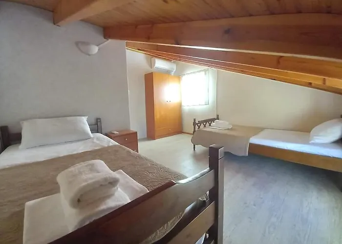 Lägenhet 3-bedroom House With Loft In Corfu By μρs