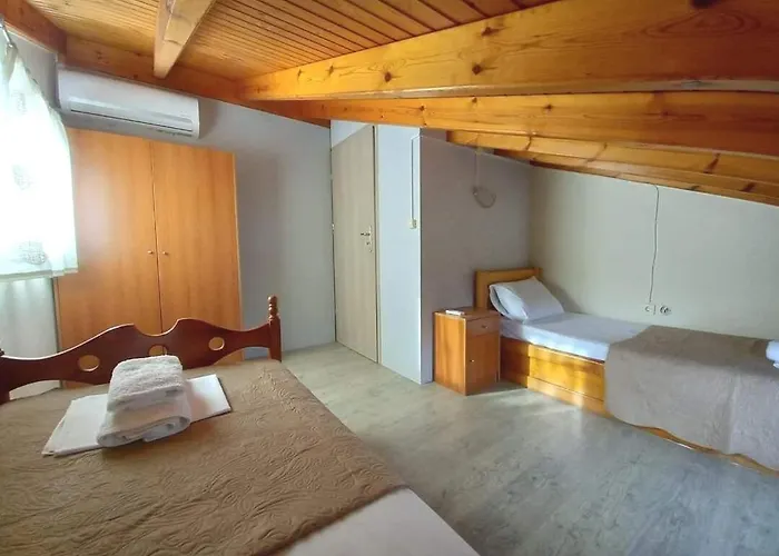 3-bedroom House With Loft In Corfu By μρs